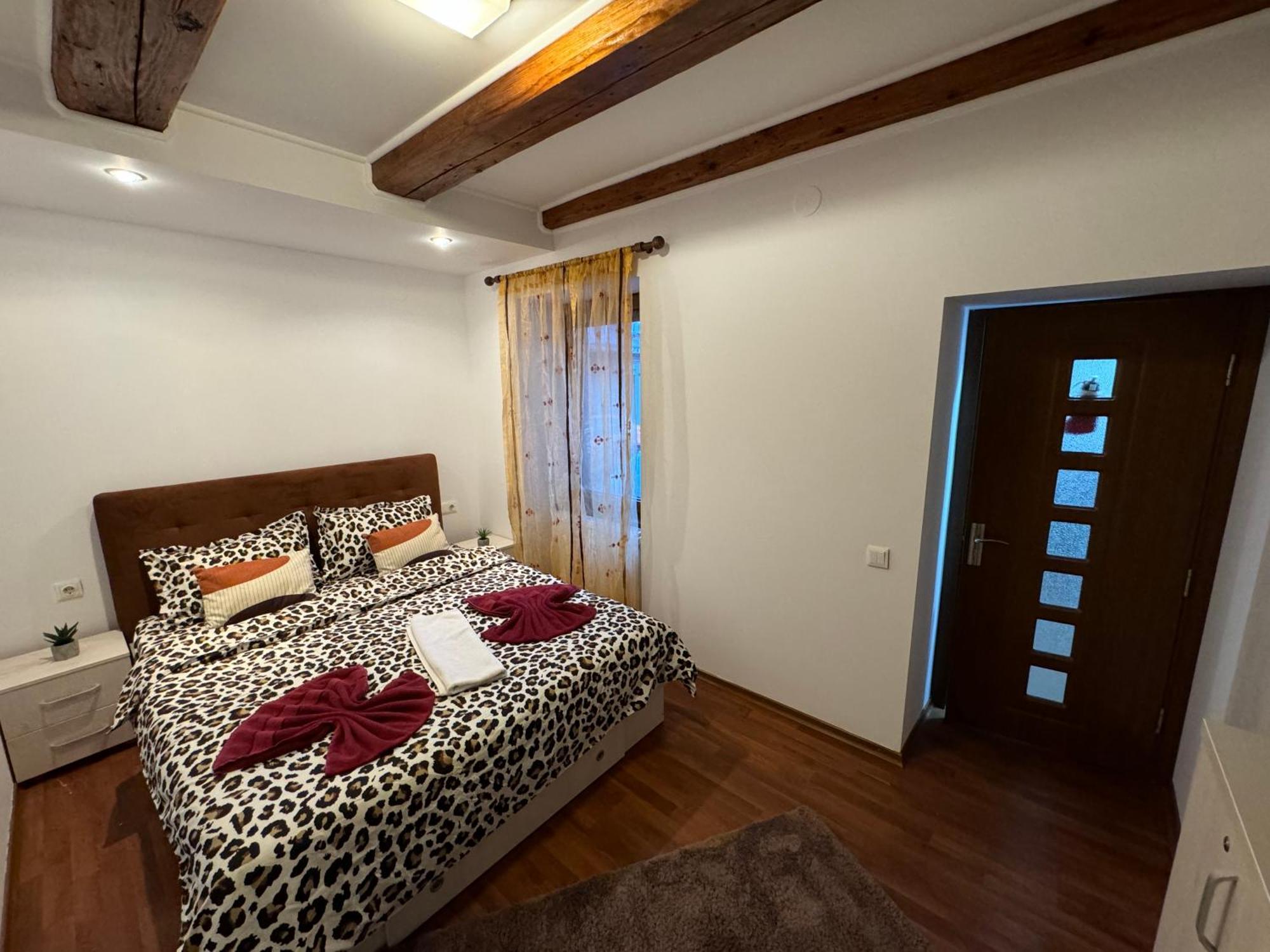 Iazi Apartament Brașov Exterior foto